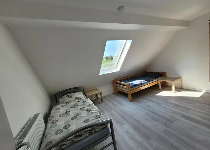 Ferienwohnung Laacher See מלון *